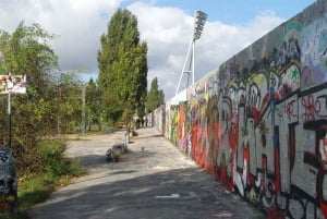 Berlin Wall: Small Group Guided Tour