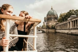 Berlin's Wild East: Nightlife & Counterculture Boat Tour
