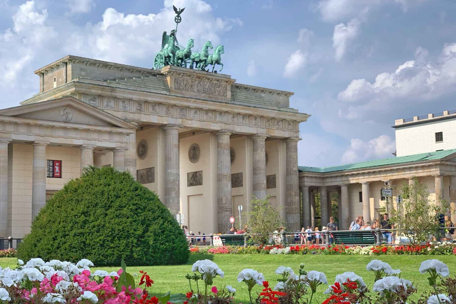 Discover Berlin Express Tour: 2hr Highlights