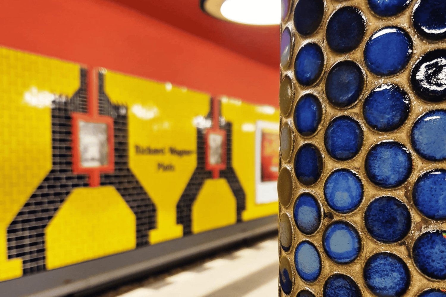 Discover Berlin Underground through Mobile Photography