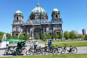Berlin (E)Bike-Tour Historische Highlights in kleinen Gruppen
