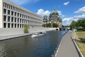 Berlin: 1 timmes elektrisk flodkryssning