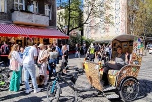 Berlin Rickshaw Tour -2 hours & hotel pickup - groups up to 16 people