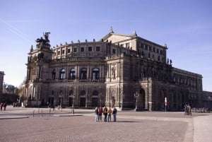 Dresden: 10-timmarstur från Berlin med VW-buss