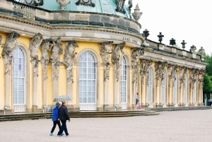 From Berlin: Gardens & Palaces of Potsdam Bike Tour