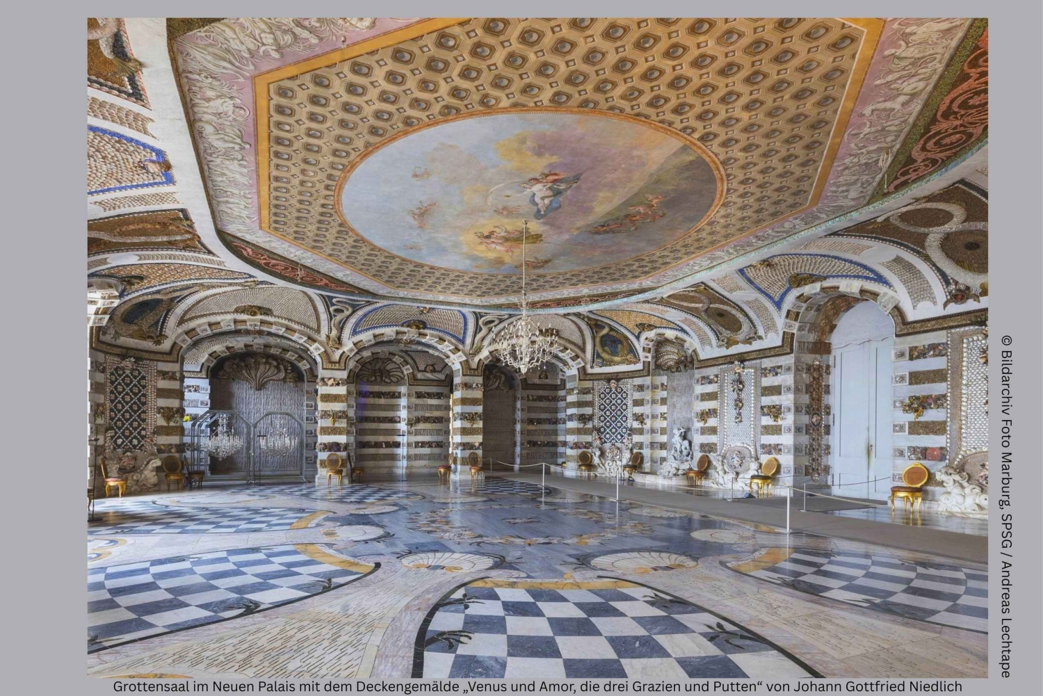 From Berlin: Guided tour of the New Palace, lunch, and city tour of Potsdam