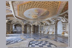 From Berlin: Guided tour of the New Palace, lunch, and city tour of Potsdam