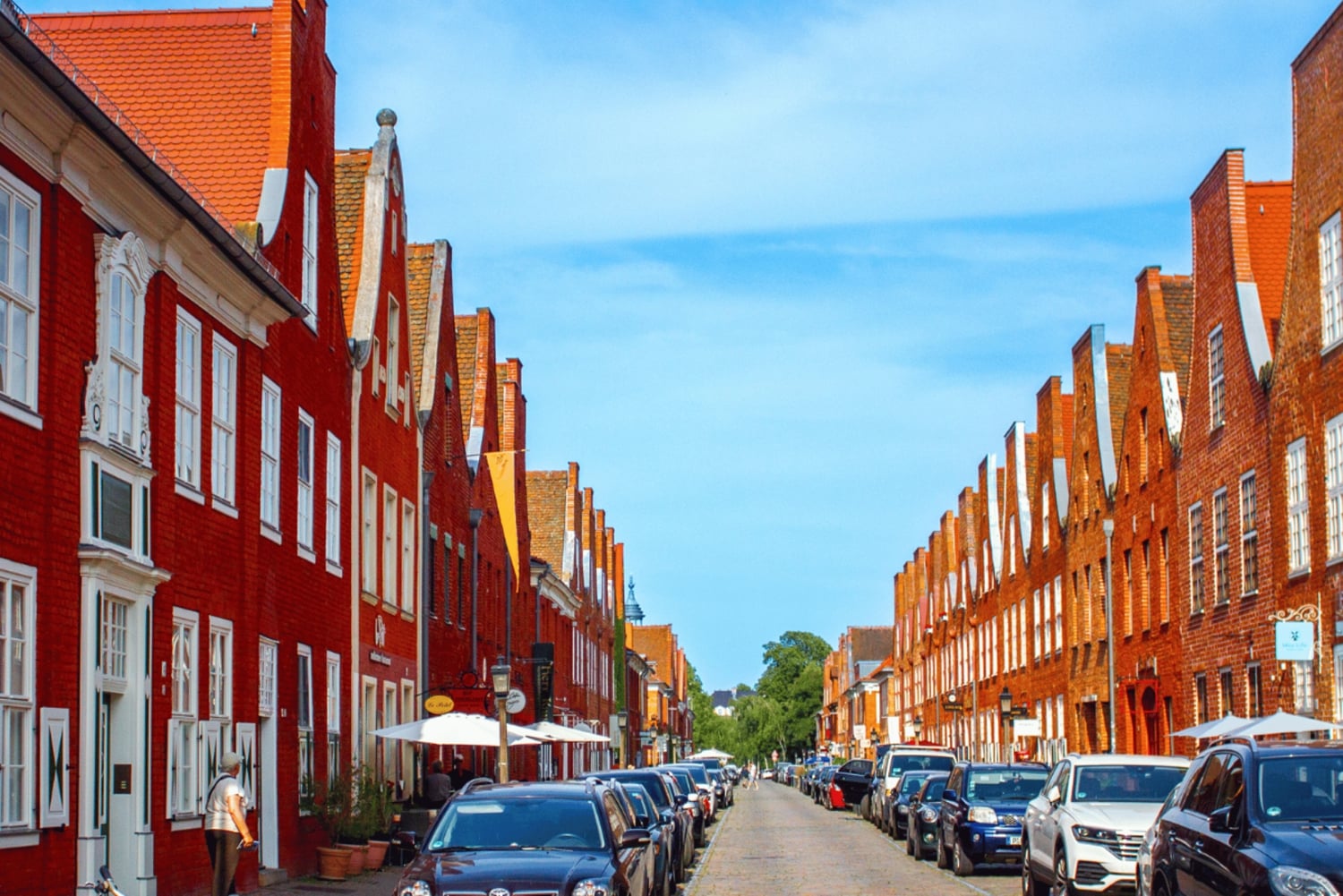 From Berlin: Potsdam & Sanssouci half day Walking Tour