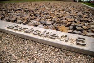 Depuis Berlin : Visite à pied du mémorial de Sachsenhausen