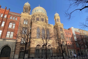 Le chemin de la résistance : Les histoires cachées de l'Holocauste à Berlin