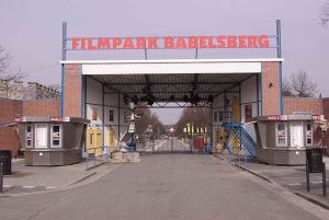 Potsdam-Babelsberg: Tour di 5 ore 'Storia del cinema' in VW-Bus