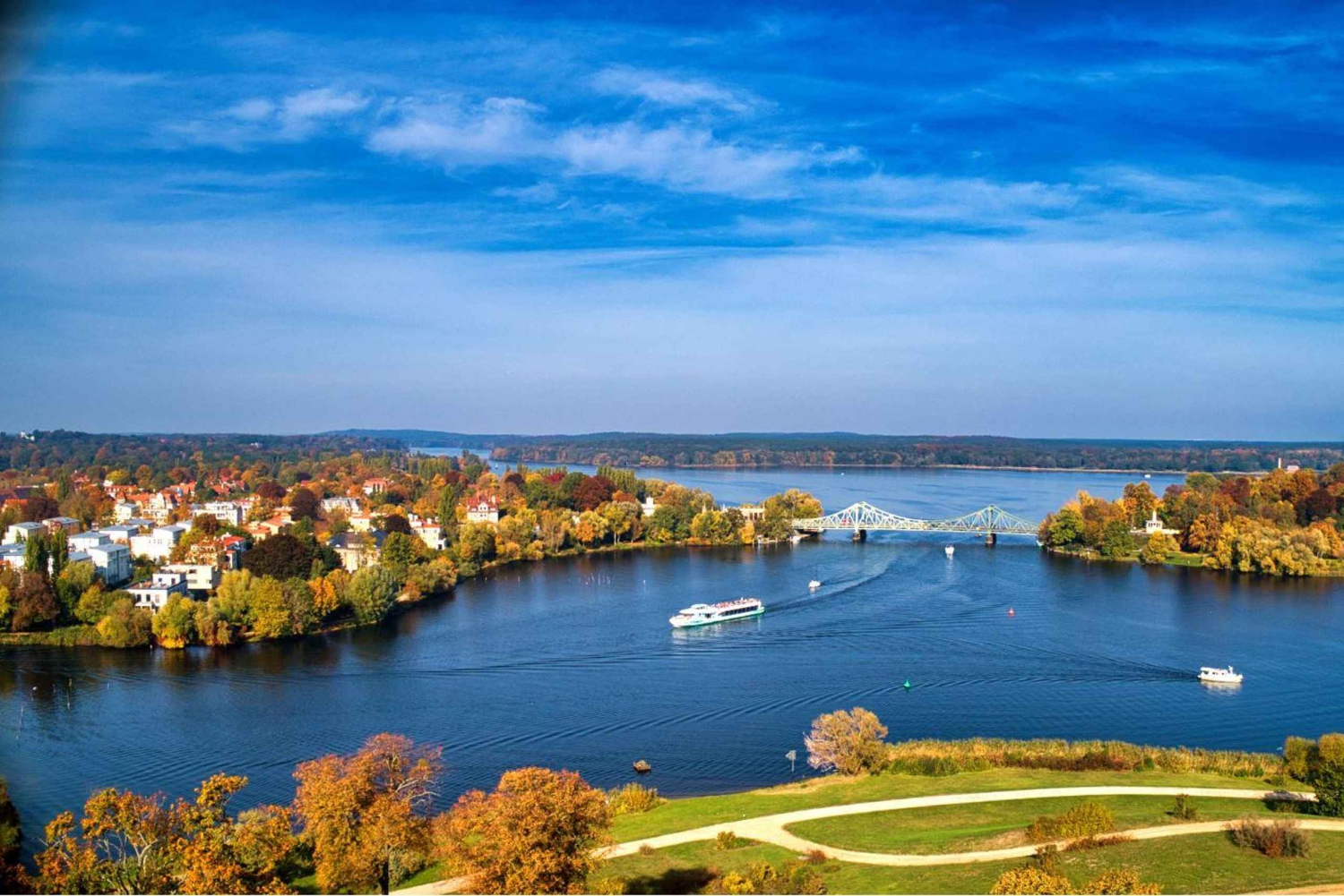 Potsdam: The evening Wannsee tour. Castles, parks, and villas.
