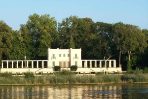 Potsdam: Yacht Cruise - Lakes of Berlin - Castles & Nature