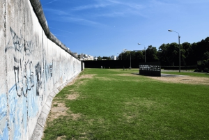 Privat rundtur bakom Berlinmuren och kalla krigets Berlin
