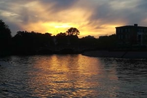 Private Berlin by Evening/Night Minivan, Driver aand Guide