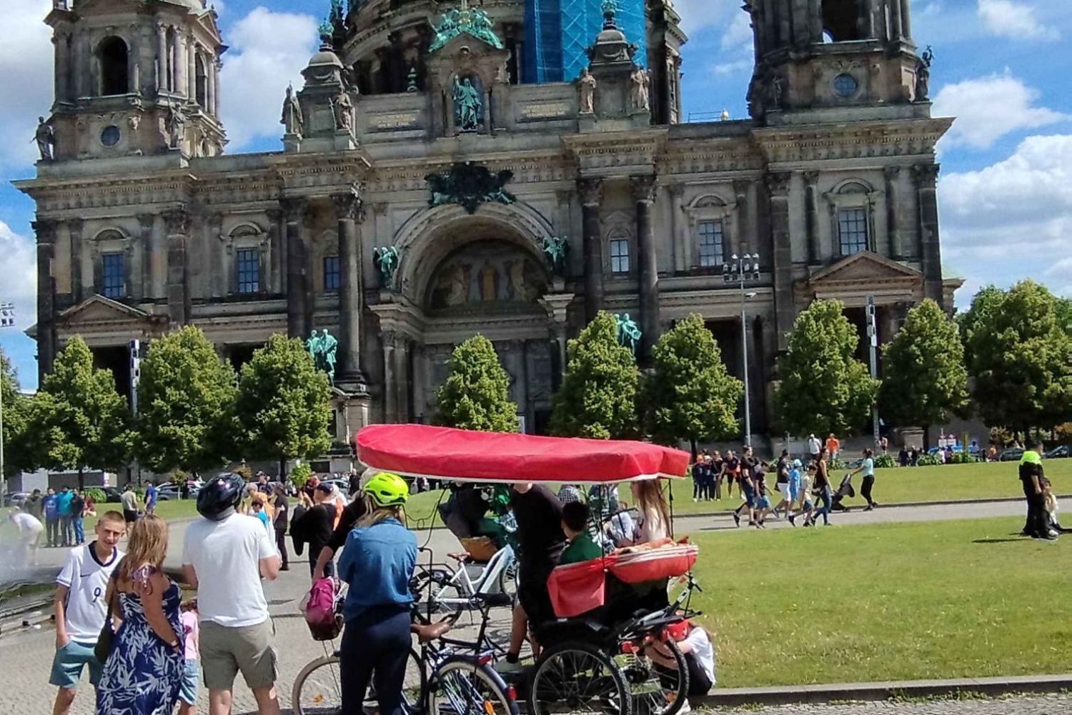 Private Highlights 1 Rickshaw +(E) bikes, E-rollers up to 6