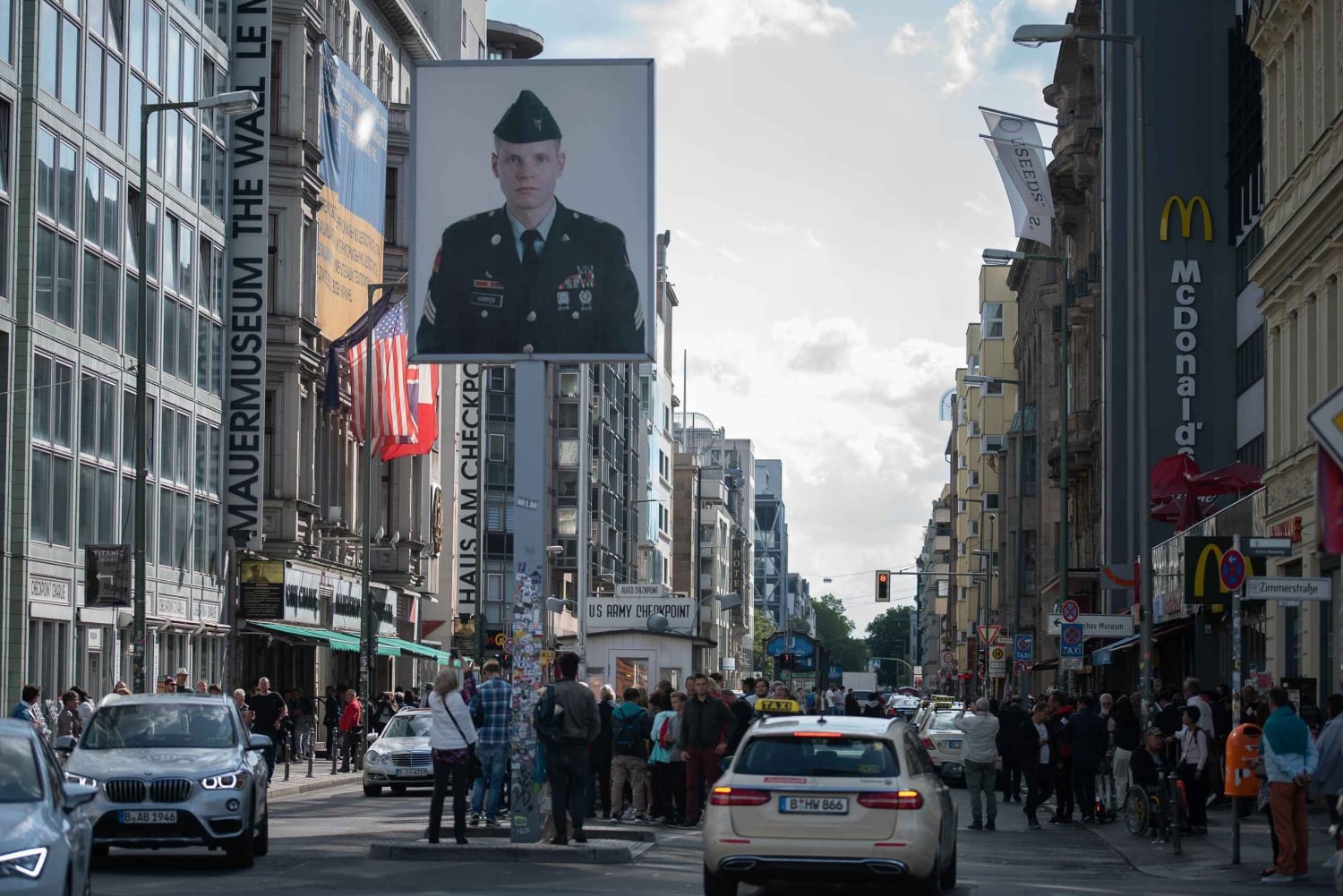 Private Highlights of Berlin Bike Tour