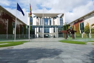 Private Minivan Tour Berlin Highlights Driver and Guide