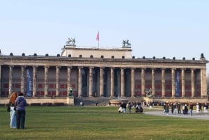 Private Minivan Tour Berlin Highlights Driver and Guide