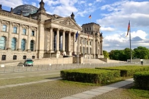 Private Taxi Tour durch Berlin Ost und West und den Kiez 4-6h