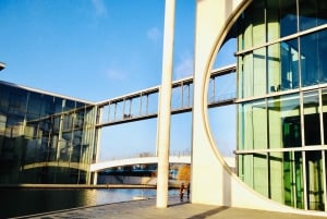 Private Taxi Tour durch Berlin Ost und West und den Kiez 4-6h