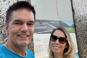 Private Taxi Tour durch Berlin Ost und West und den Kiez 4-6h