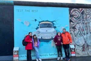 Private Taxi Tour durch Berlin Ost und West und den Kiez 4-6h