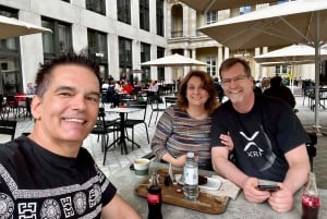 Private Taxi Tour through Berlin Extended & Relaxed ca 6-8h