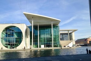 Private Taxi Tour through Berlin Extended & Relaxed ca 6-8h