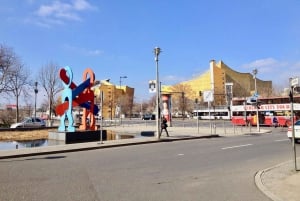 Private Taxi Tour through Berlin Extended & Relaxed ca 6-8h