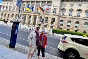 Private Taxi Tour through Berlin Extended & Relaxed ca 6-8h