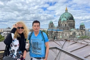 Private Taxi Tour through Berlin Extended & Relaxed ca 6-8h