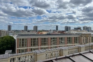 Private Taxi Tour through Berlin Extended & Relaxed ca 6-8h