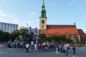 Promotion Daily First Berlin Rickshaw 3,5 Hours Highlights