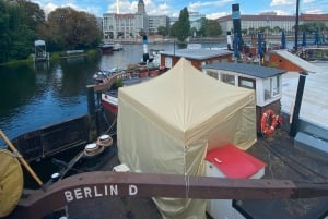 Visite de la ville médiévale de Berlin par les bâtards grossiers