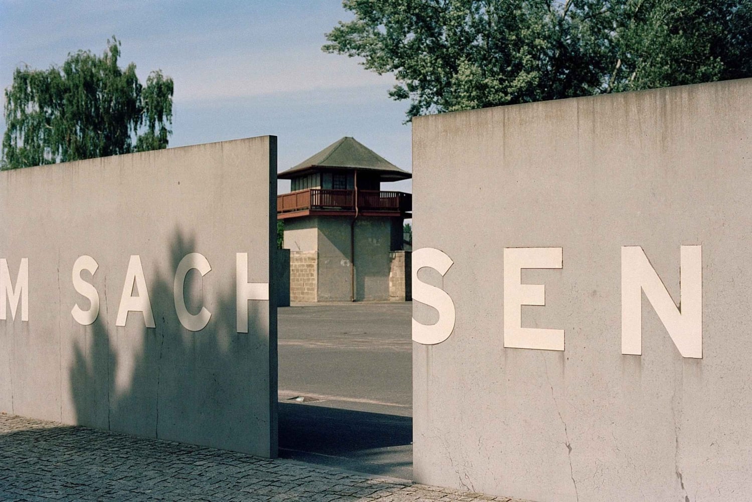 Sachsenhausen Memorial: Walking Tour from Berlin
