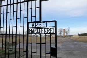 Sachsenhausen Memorial: Walking Tour from Berlin