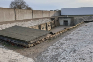 Sachsenhausen Memorial: Walking Tour from Berlin