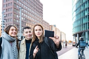 Scavenger Hunt through Berlin's Government District