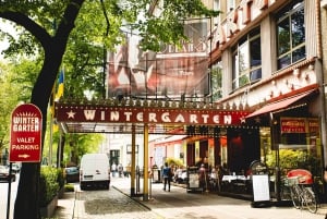 Teatterikierros Wintergarten Varieté Berlinissä