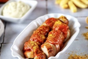 ベルリンの本物の味をお楽しみください：アレクサンダープラッツの屋台の食べ物ツアー