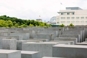 Ultimate E-Bike Tour of Berlin with Beer Garden Stop