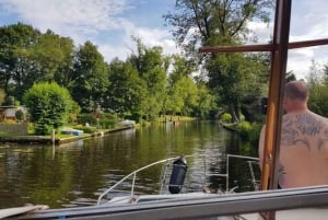 Ванзее: 4-часовая частная прогулка на лодке по семи озерам со шкипером