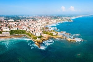 Biarritz: 2-hour Best Intro Walking Tour with a Local
