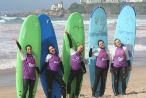 Biarritz : Cours de surf sur la côte Basque.