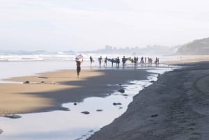 Biarritz : Cours de surf sur la côte Basque.