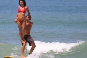 Biarritz : Cours de surf sur la côte Basque.