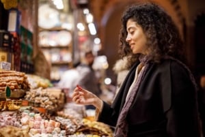 Biarritz: Culture and Food Walking Guided Tour