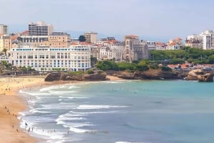 Biarritz: Walking Tour with a true native Basque !