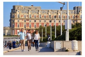 From San Sebastian: Biarritz and Bayonne Minibus Tour